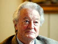 Roland Dumas